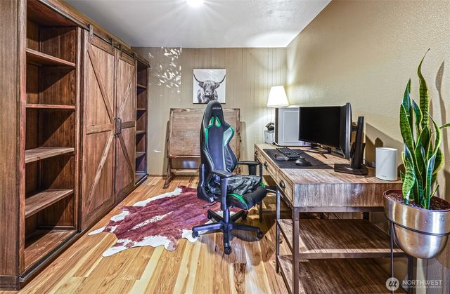 9426 SE 52nd Street, Mercer Island, WA 98040