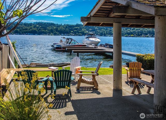9426 SE 52nd Street, Mercer Island, WA 98040