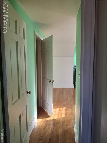 14833 Artesian Artesian Street, Detroit, MI 48223