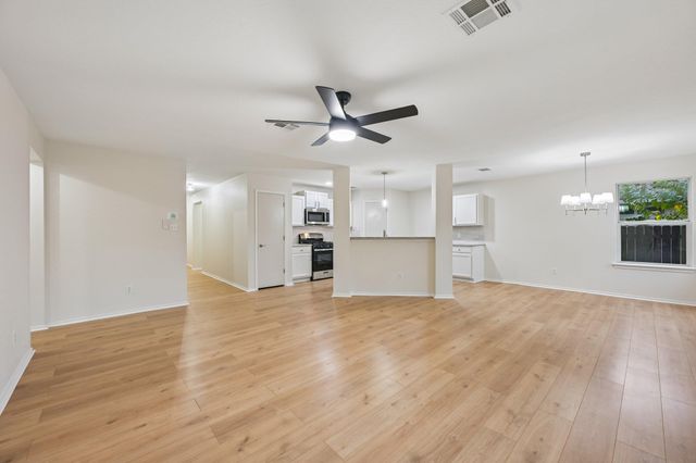 720 Goldenrod ST, Kyle, TX 78640