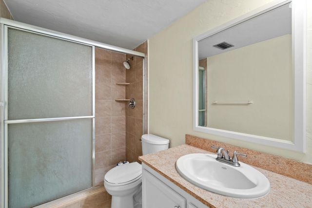 2800 N Ocean Drive A-8b, Singer Island, FL 33404