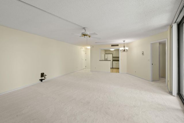 2800 N Ocean Drive A-8b, Singer Island, FL 33404