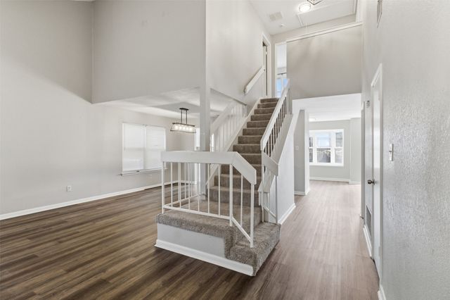 2462 Claremont Drive, Grand Prairie, TX 75052