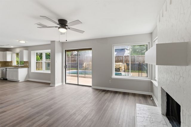 2462 Claremont Drive, Grand Prairie, TX 75052