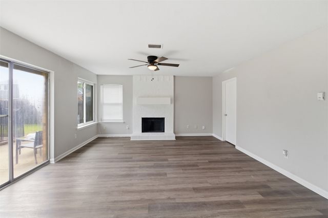 2462 Claremont Drive, Grand Prairie, TX 75052