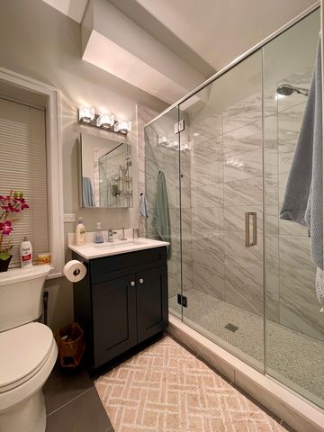 1725 N Honore Street 1R, Chicago, IL 60622