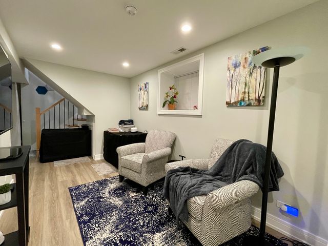 1725 N Honore Street 1R, Chicago, IL 60622