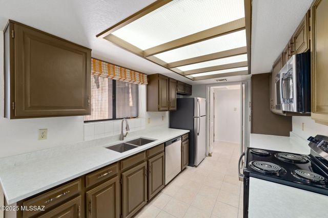 4610 N Camino Campero, Tucson, AZ 85750