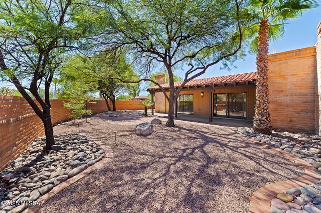 4610 N Camino Campero, Tucson, AZ 85750