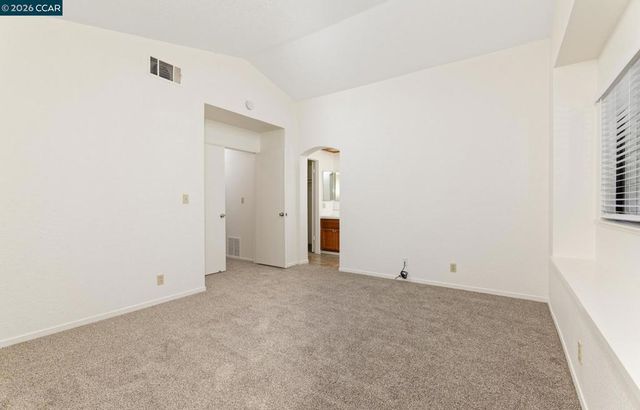4889 Knollcrest Dr, Antioch, CA 94531