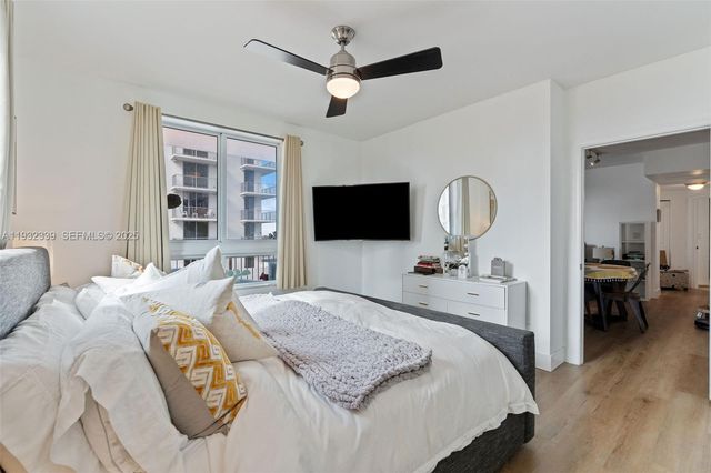 7350 SW 89th St 1110S, Miami, FL 33156