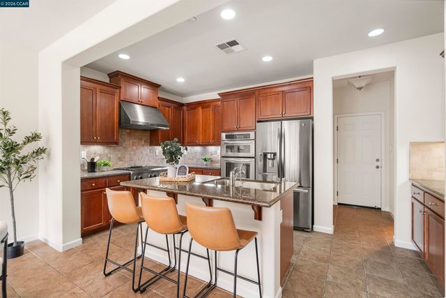 5267 Fioli Loop, San Ramon, CA 94582