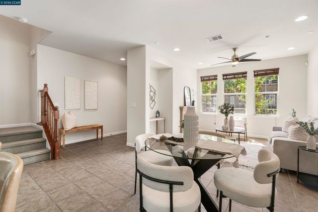 5267 Fioli Loop, San Ramon, CA 94582