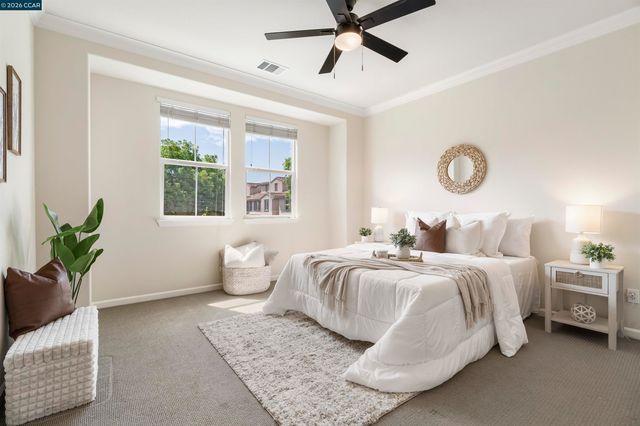 5267 Fioli Loop, San Ramon, CA 94582