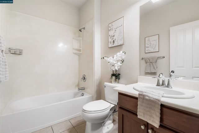 5267 Fioli Loop, San Ramon, CA 94582