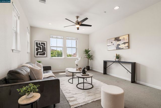5267 Fioli Loop, San Ramon, CA 94582