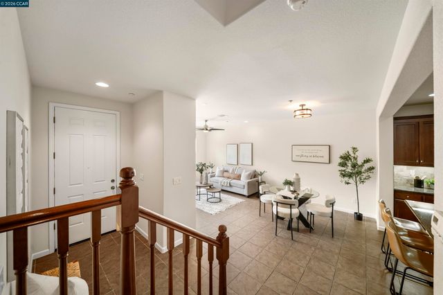 5267 Fioli Loop, San Ramon, CA 94582