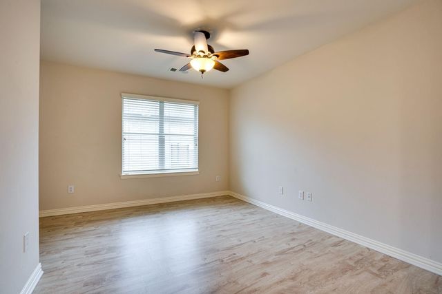 9628 Applewood Trail, Denton, TX 76207