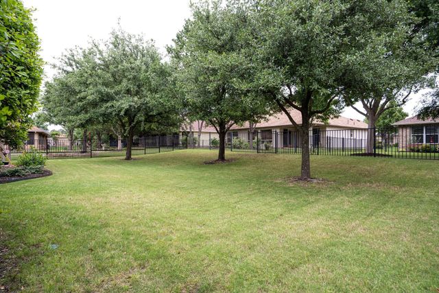 9628 Applewood Trail, Denton, TX 76207