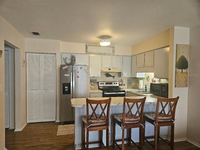 810 KINGS COURT B, Punta Gorda, FL 33950