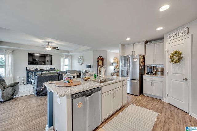 1107 COLONIAL DRIVE SW, Cullman, AL 35055