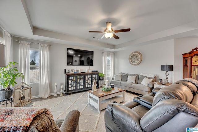 1107 COLONIAL DRIVE SW, Cullman, AL 35055