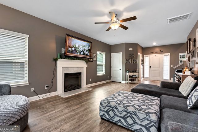 447 Brooks Village Drive 74, Pendergrass, GA 30567