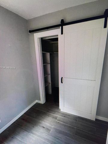 1329 NE 5th Avenue 4, Fort Lauderdale, FL 33304