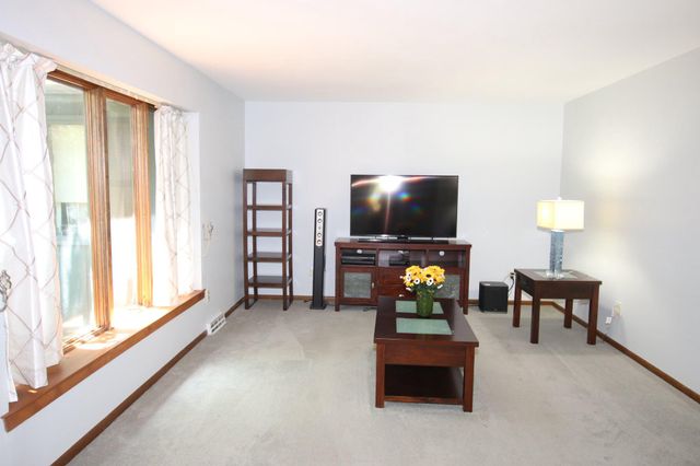 361 TAVISTOCK DR, Medford, NJ 08055
