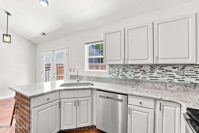 133 Kensington Way, Aberdeen, NC 28315