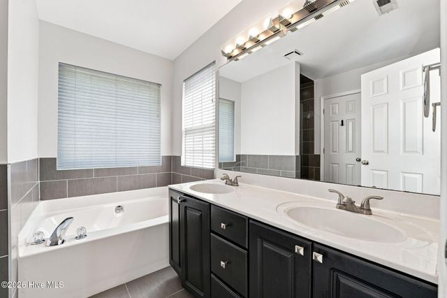 133 Kensington Way, Aberdeen, NC 28315