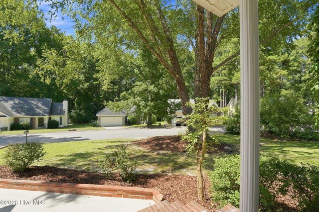 133 Kensington Way, Aberdeen, NC 28315