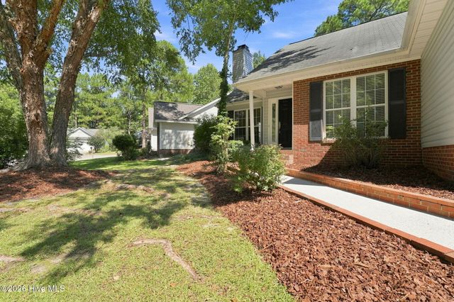 133 Kensington Way, Aberdeen, NC 28315