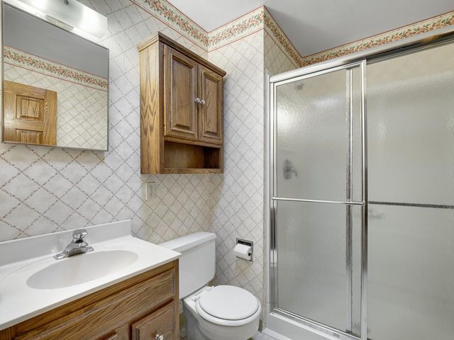 10133 Drew Avenue S, Bloomington, MN 55431