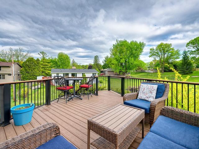 10133 Drew Avenue S, Bloomington, MN 55431