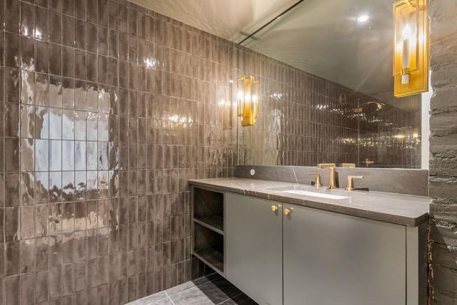 1323 N Highland Avenue NE, Atlanta, GA 30306