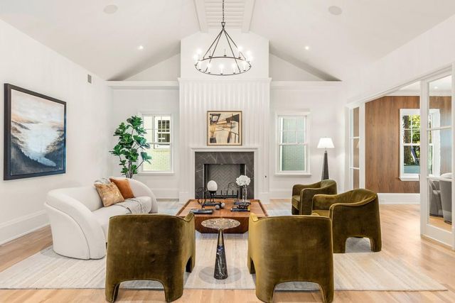 1323 N Highland Avenue NE, Atlanta, GA 30306