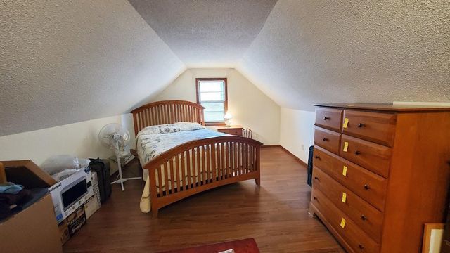 2186 Reaney Avenue E, Saint Paul, MN 55119