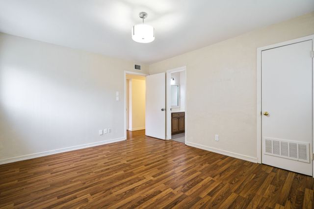 500 Worcester Way, Richardson, TX 75080