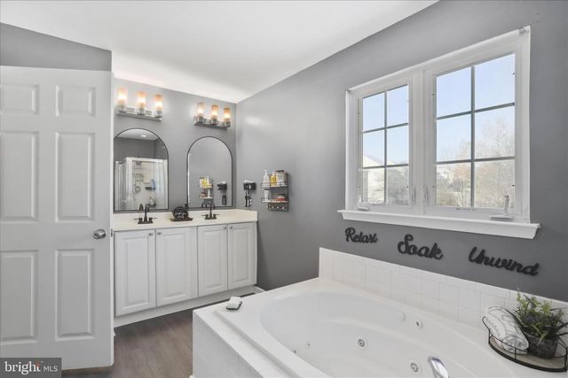 347 MADDEX DR, Shepherdstown, WV 25443