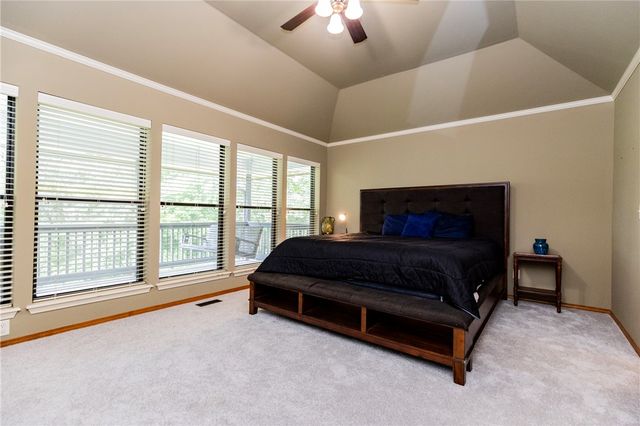 12 Marykirk Lane, Bella Vista, AR 72715