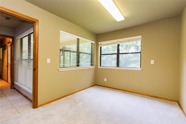 12 Marykirk Lane, Bella Vista, AR 72715