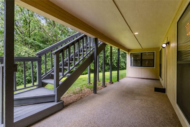12 Marykirk Lane, Bella Vista, AR 72715