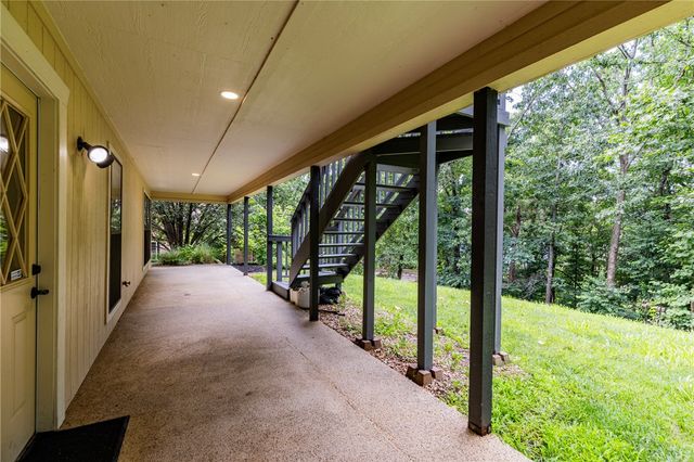 12 Marykirk Lane, Bella Vista, AR 72715