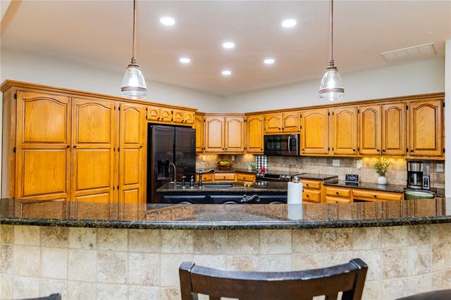 12 Marykirk Lane, Bella Vista, AR 72715
