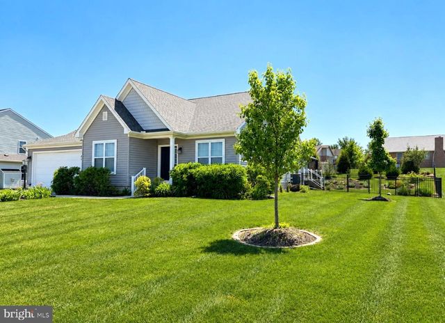 2309 PALOMINO RD, Dover, PA 17315