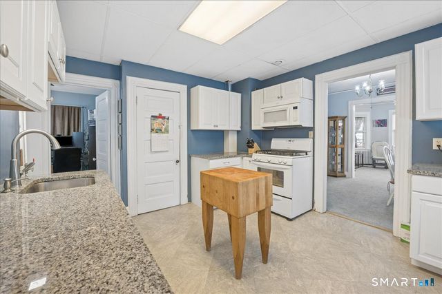 72 West Broad Street, Stamford, CT 06902