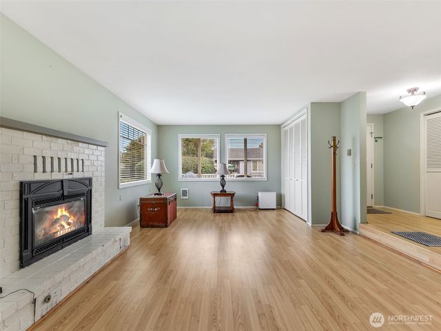 23716 J Place, Ocean Park, WA 98640