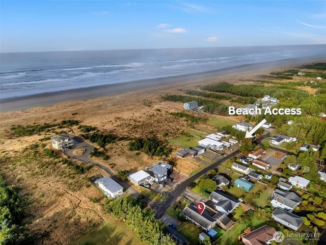 23716 J Place, Ocean Park, WA 98640