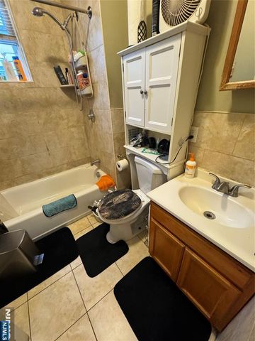 125 Western Parkway, Irvington, NJ 07111